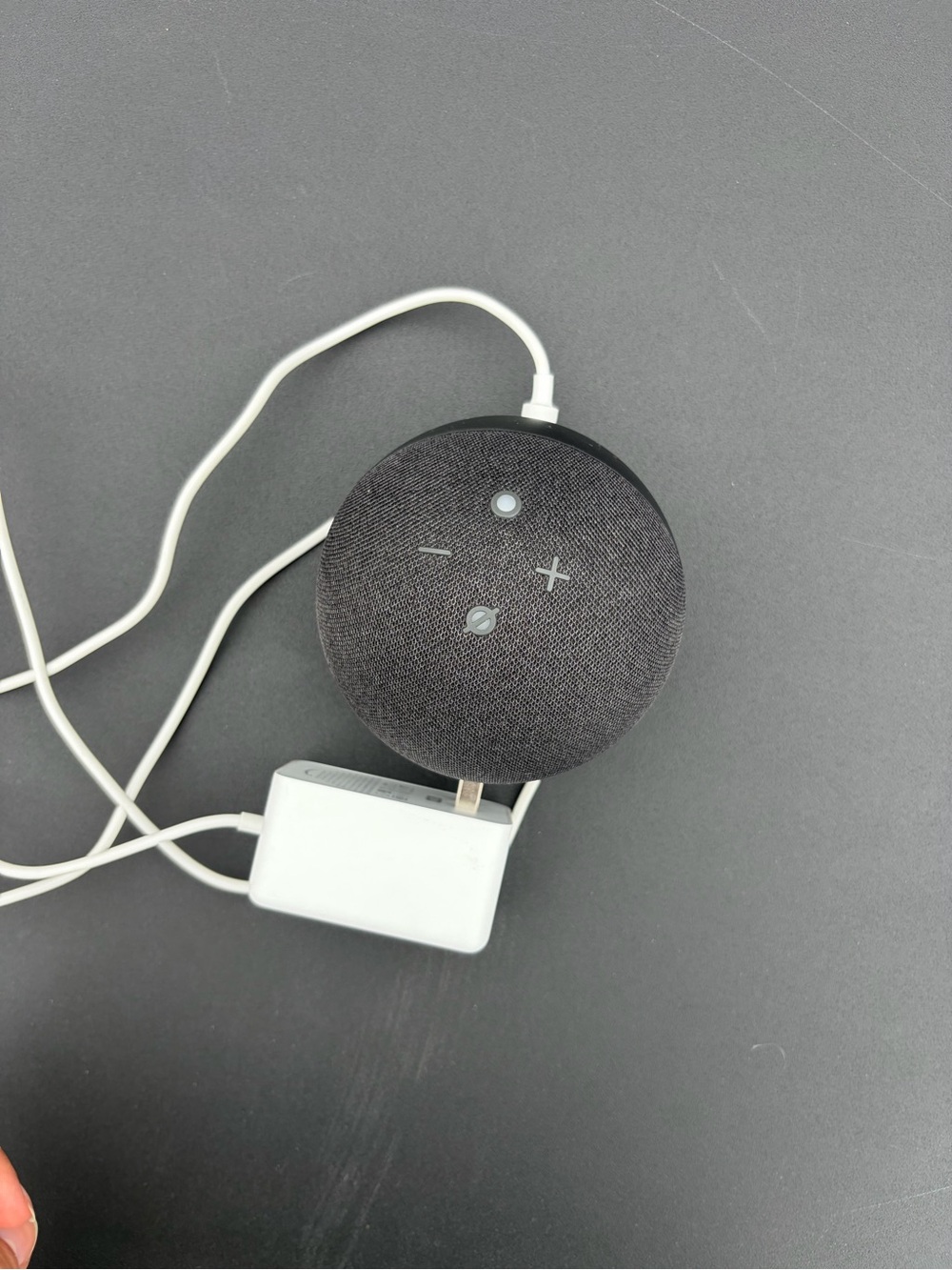 Amazon Echo Dot 5th generation - Picture 2 of 3